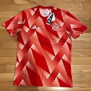 Bayern Munich adidas 2023/24 Pre-Match Top - Red - Large - NWT